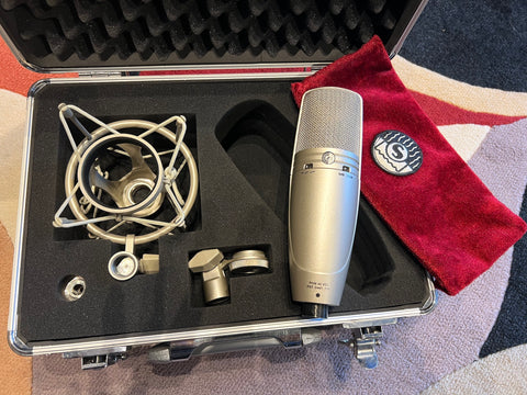 Used Shure KSM44 Large Diaphragm Multipattern Condenser Microphone - Champagne